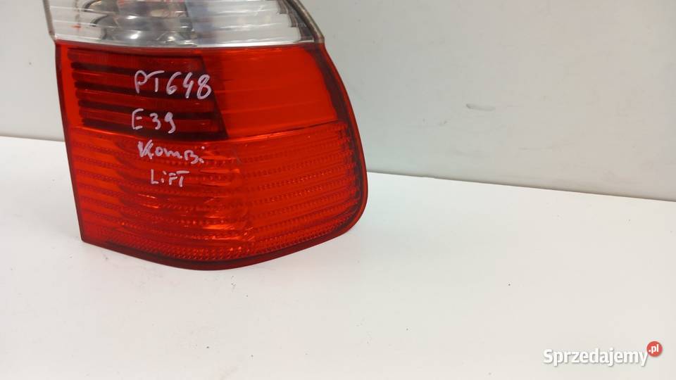 BMW E39 LIFT KOMBI LAMPA TYŁ PRAWY