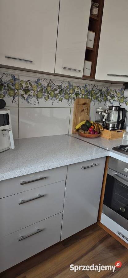 Kuchnia biała na połysk plus sprzęty AGD śląskie Katowice
