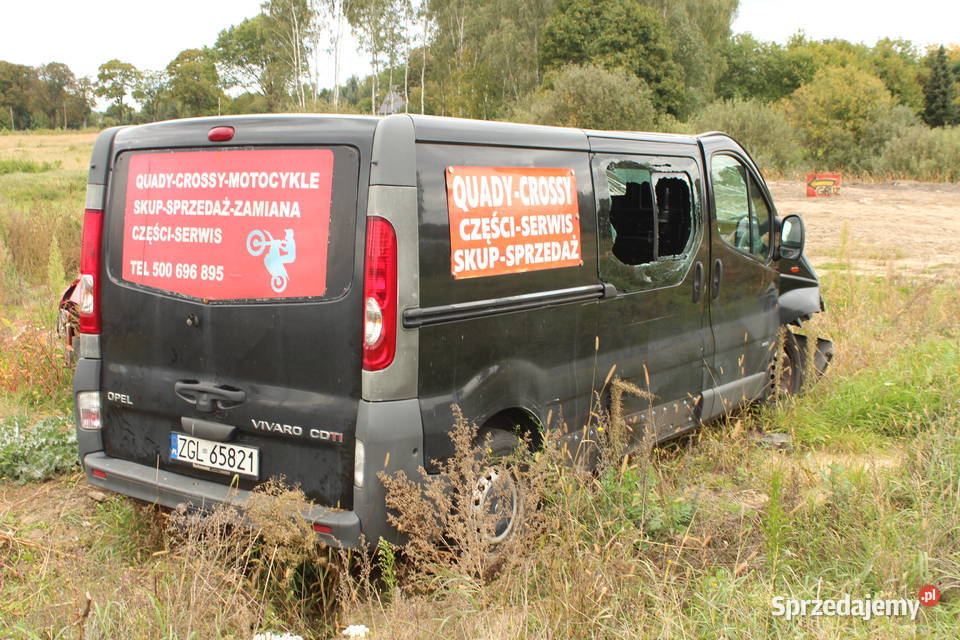 Opel Vivaro uderzeniu na części ubezpieczony Goleniów