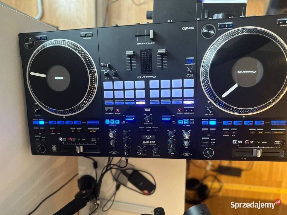 Profesjonalny kontroler DJ Pioneer DJ DDJ-REV7 Black Scratch