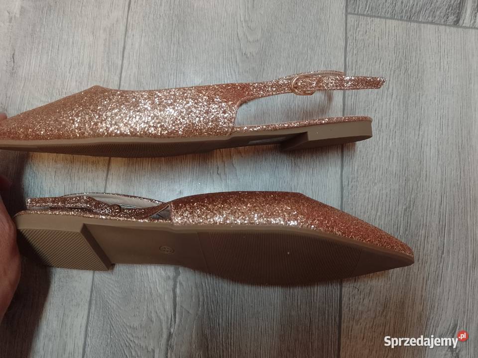 4142 Złote bogato zdobione baleriny wieczorowe z 27cm Balerinki Kraków