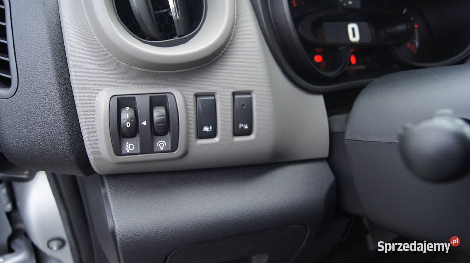 SALON POLSKA 9 osobowy Trafic mazowieckie Warszawa