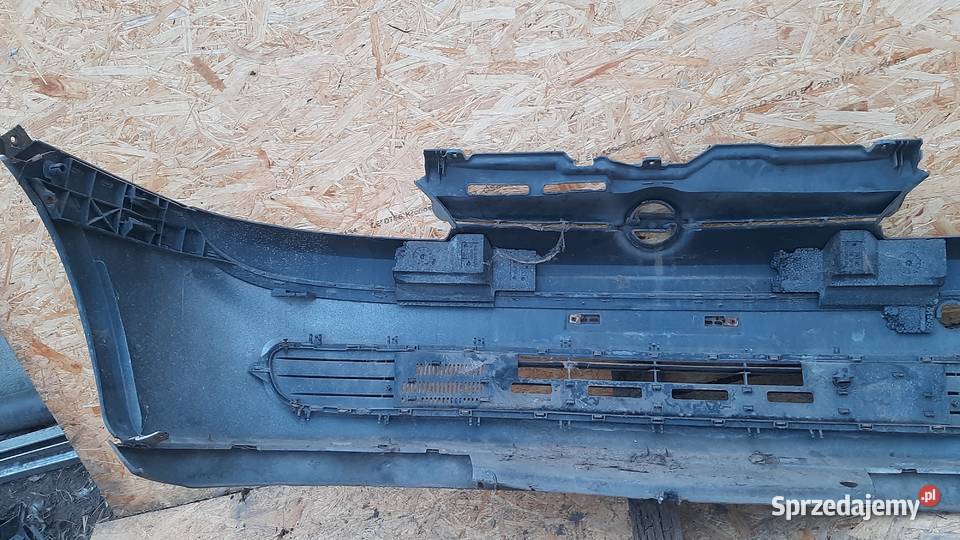 zderzak przedni Opel Corsa C srebrny Dębno