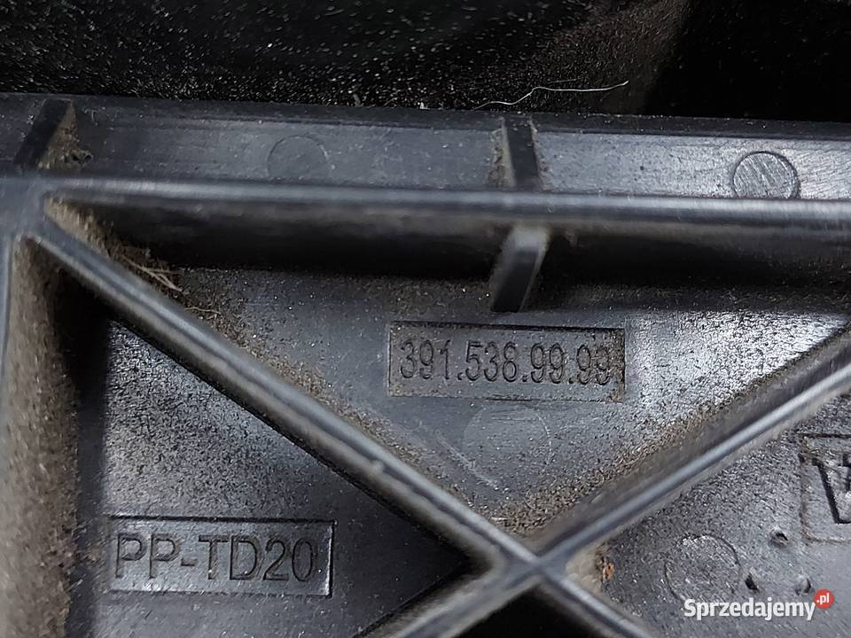 VW CRAFTER lampa prawa tył 2E0945247 osobowe Kielce sprzedam