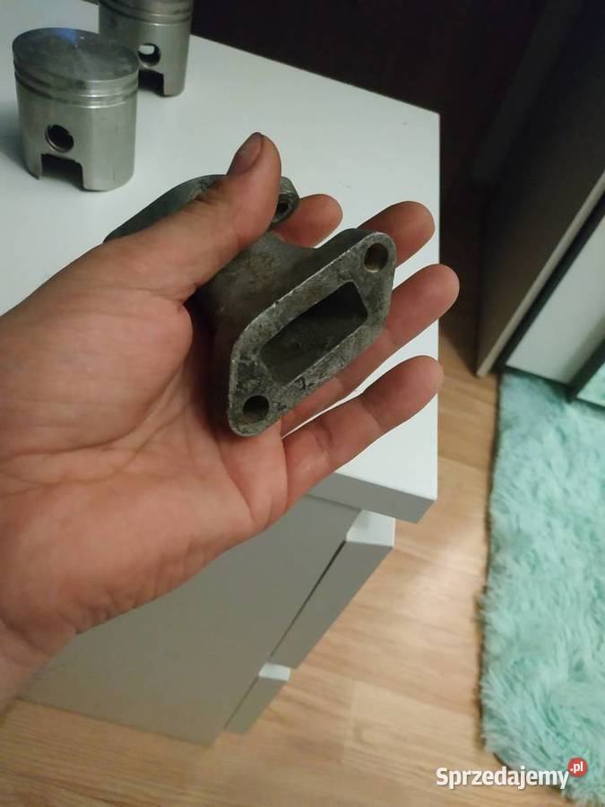 króciec kolektor gaźnika WSK 175 gaźnik Gliwice