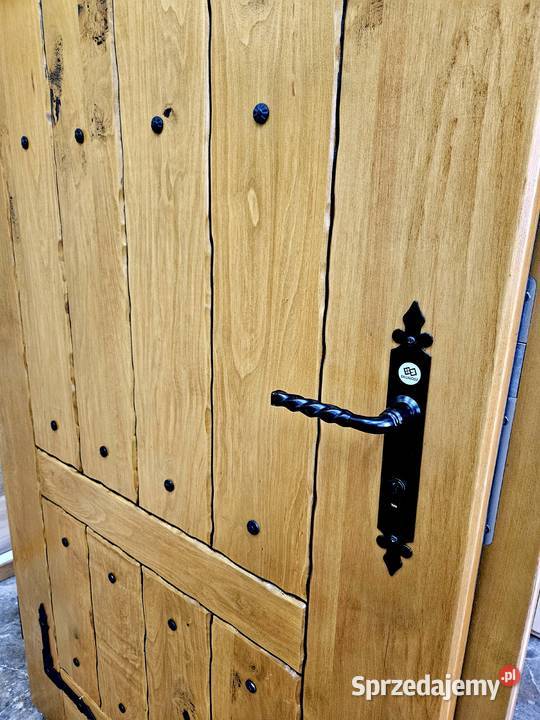 Drzwi DŁUGOSZ drewniane zewnętrzne jodełka