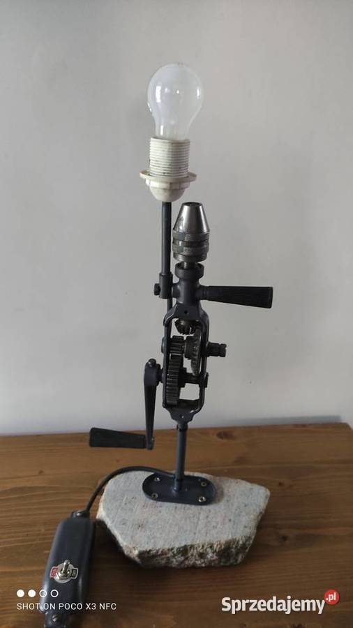 Lampaloftstyl industrialnyprezent Warszawa