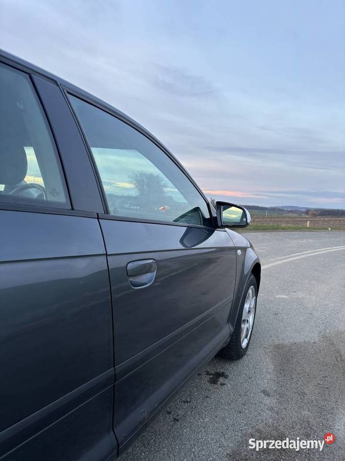 Audi a3 8p kompakt 16 mpi 102 2004r dolnośląskie Dzierżoniów