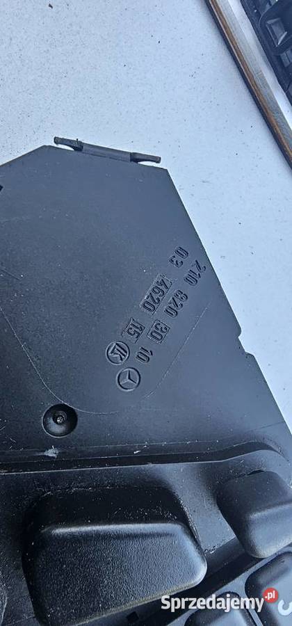 Panel fotela mercedes w210 2108203010 Zbąszyń