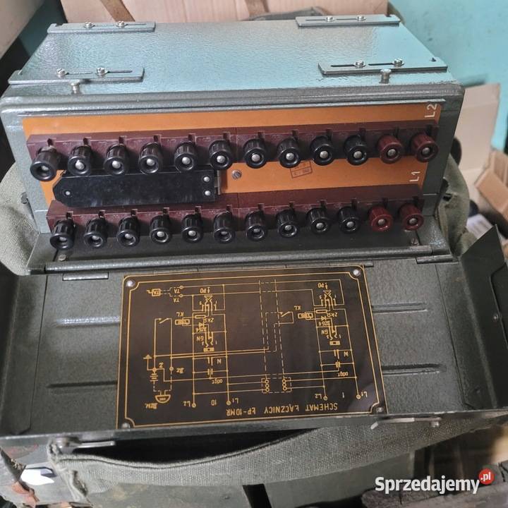 Polowa łącznica telefoniczna K10 wojskowa Antyki, Sztuka, Kolekcje Skierniewice