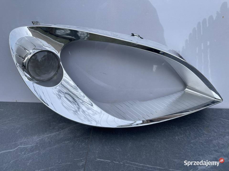 MERCEDES BKLASA PRAWA MASKOWNICA LAMPY