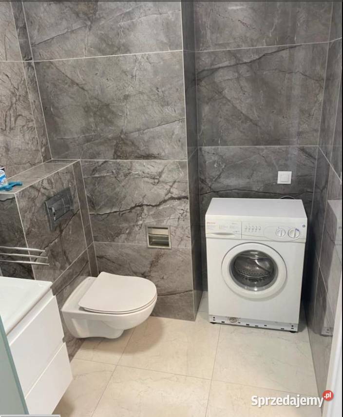 2pok 53met Królewskiej BALKONGARAŻ Wrocław Rok budowy 2022 sprzedam