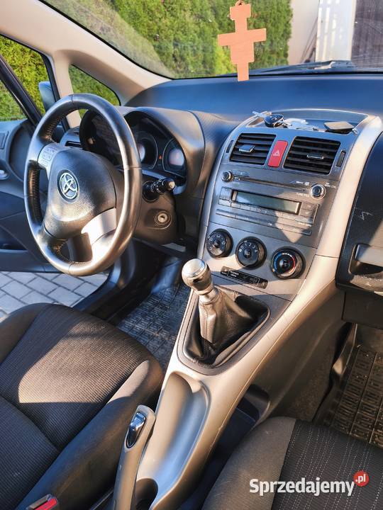 Toyota auris 20 D4D 125