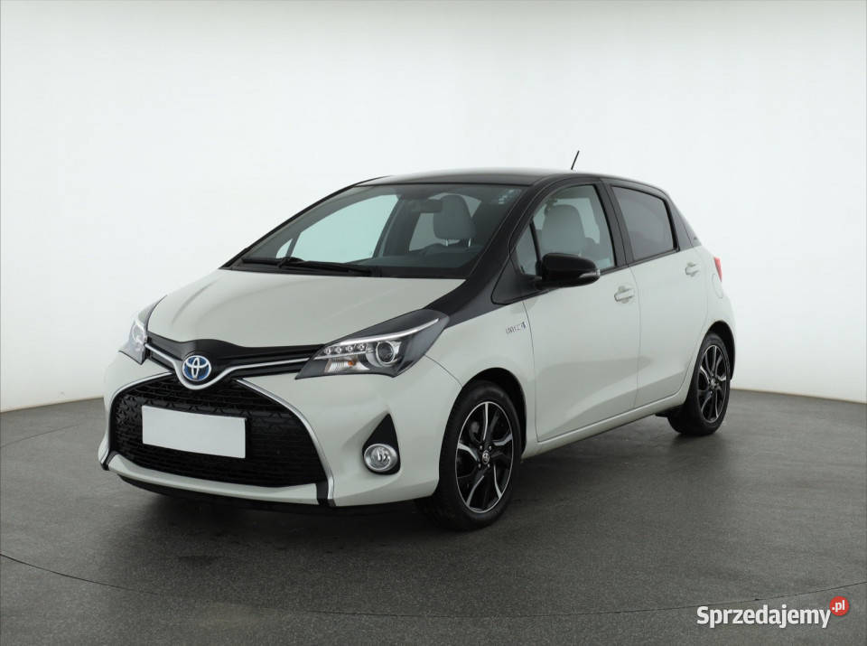 Toyota Yaris 15 Hybrid Piaseczno