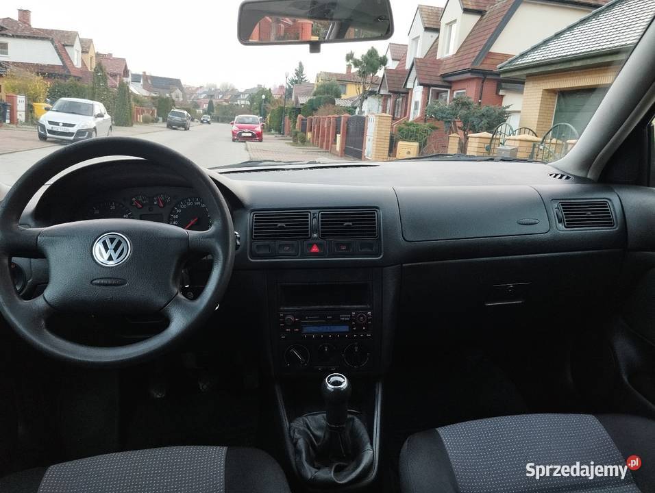 Vw golf 4 kombi 19 TDI 105 bez rdzy Rok produkcji 2003