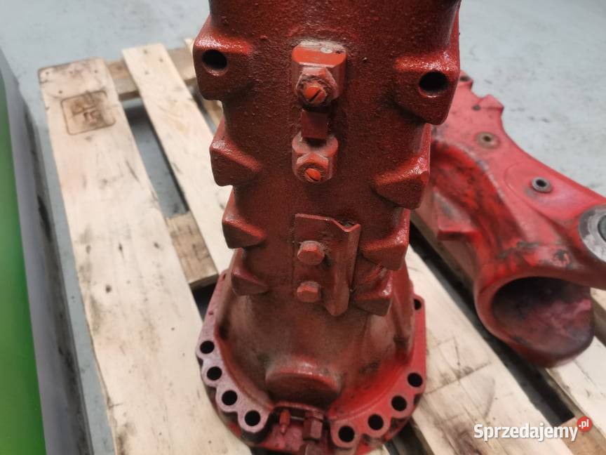 Manitou MT 732 Obudowa osi Pozostałe sprzedam