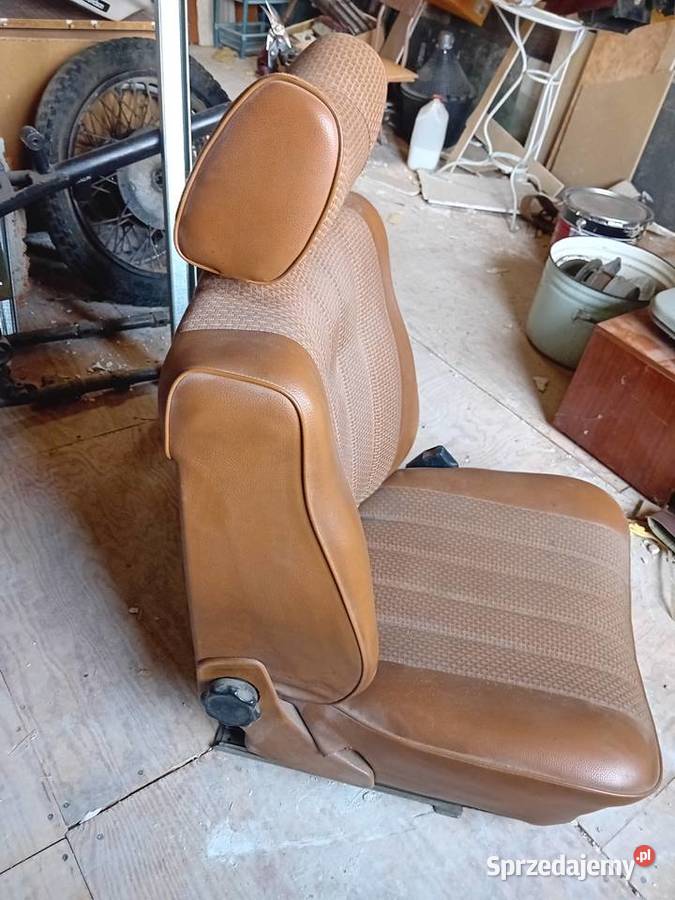 Fotel pasażera do Mercedes W123 Beczka osobowe Dębica