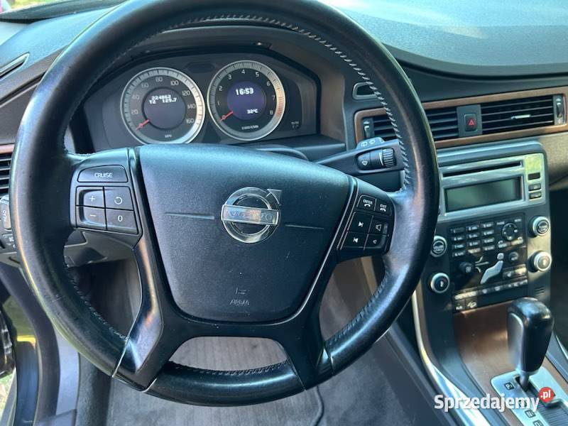 Volvo xc70 32LPG 2011r Aukcja grzecznościowa ESP łódzkie sprzedam
