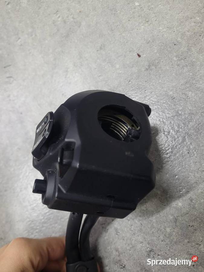 Triumph Tiger 1200 OE przełącznik prawy włącznik