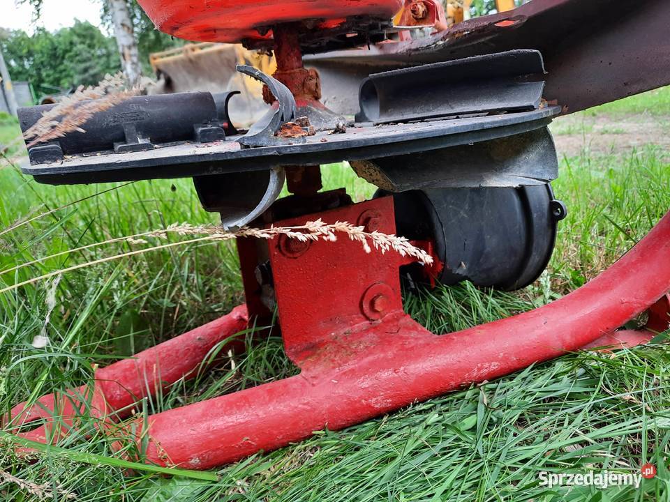 Rozsiewacz nawozów lejek 400 litrów Bucze