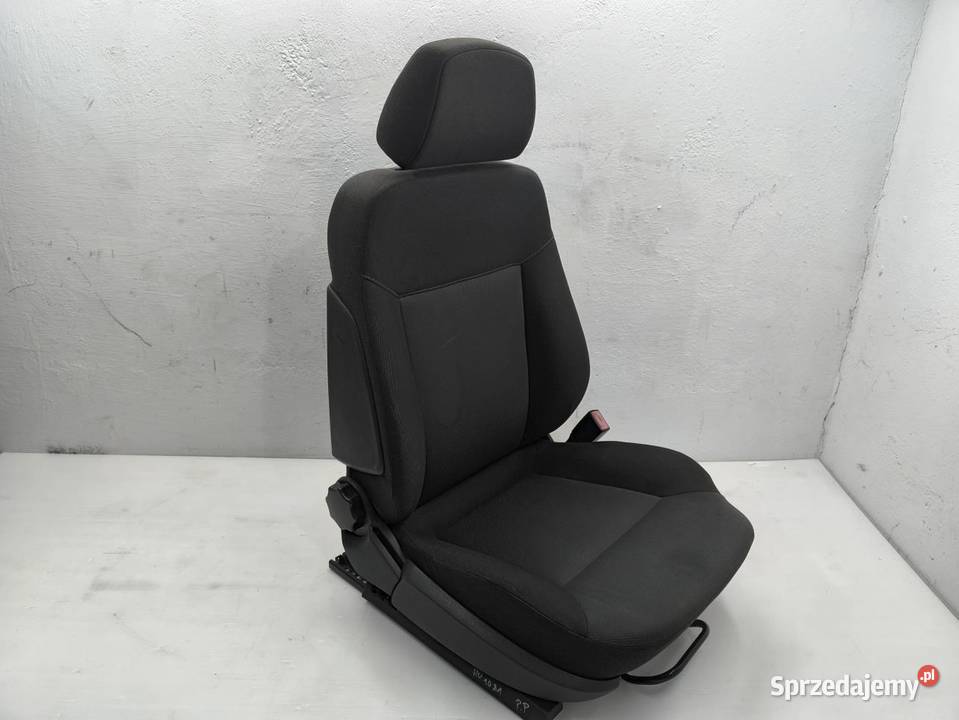 FOTEL PRAWY PRZÓD OPEL ASTRA H KOMBI