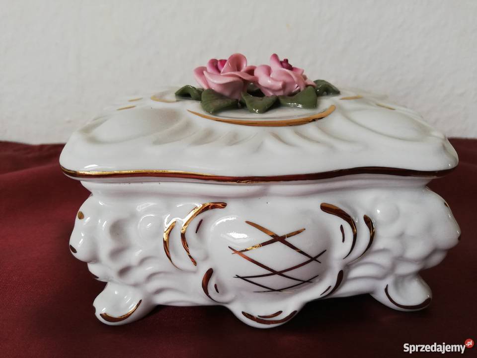 Szkatułka puzderko bombonierka porcelana Gorlice