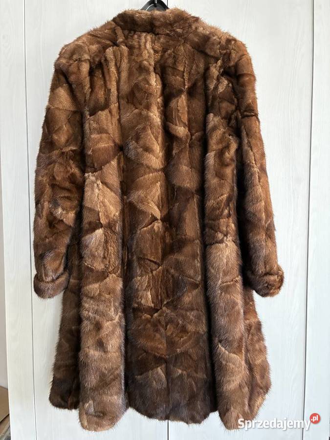 Naturalne futro z norek
