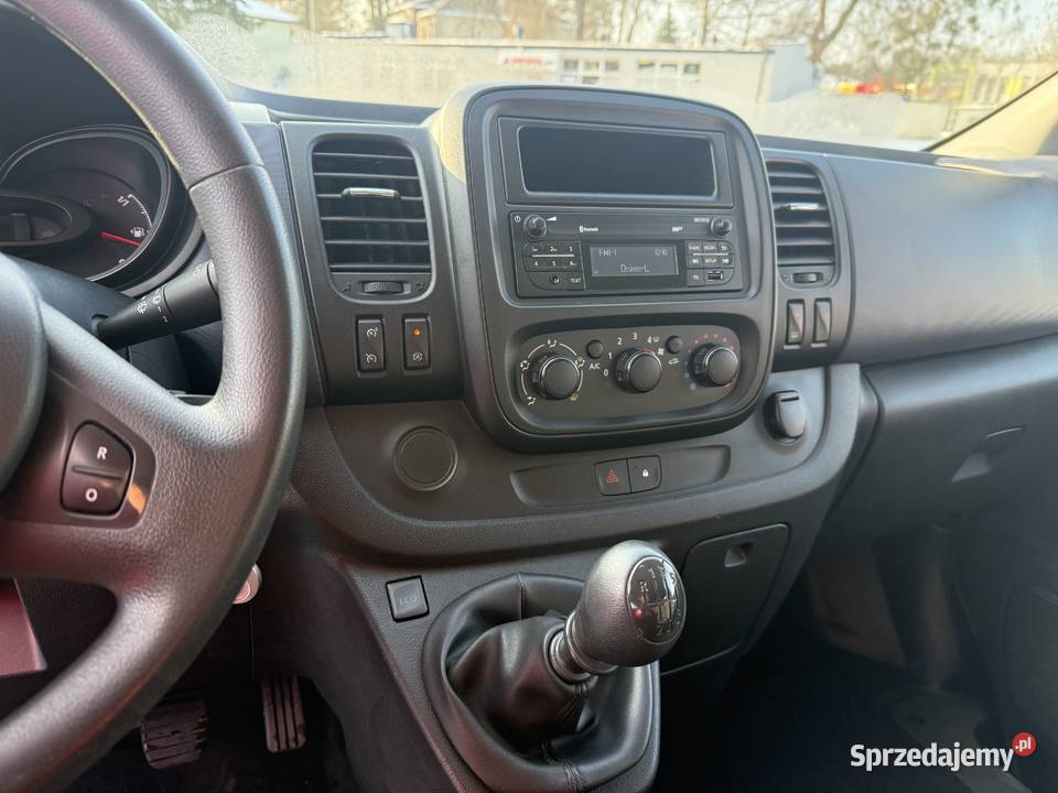 Opel Vivaro II 16 BiTurbo 125 2017 Pionki