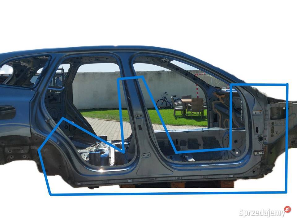 VOLVO XC60 II Próg słupek prawy 71415 Progi