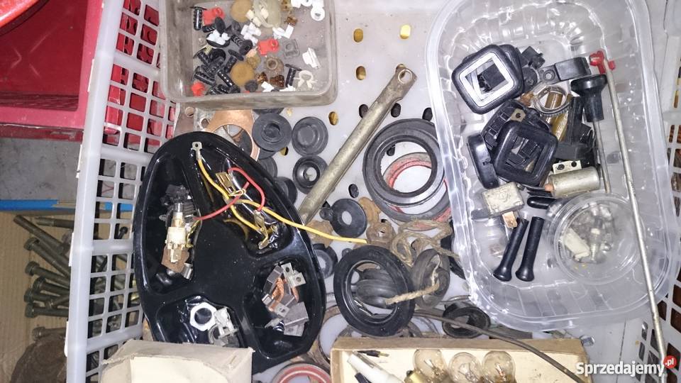 Nakrętki śruby wycieraczek do Fiata 125p Ryki
