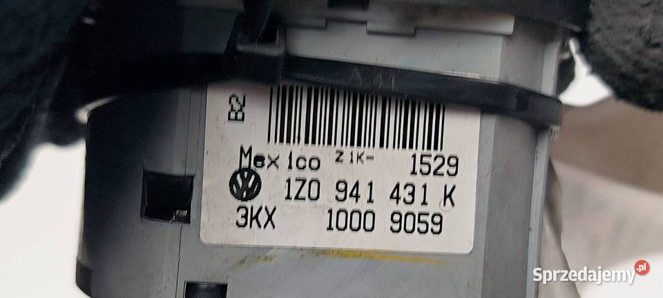 WŁĄCZNIK ŚWIATEŁ SKODA OCTAVIA II 1Z0941431K sprzedam