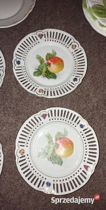 Talerzyki z owocami Ażurowe Białe Bez sygnatury Gdańsk