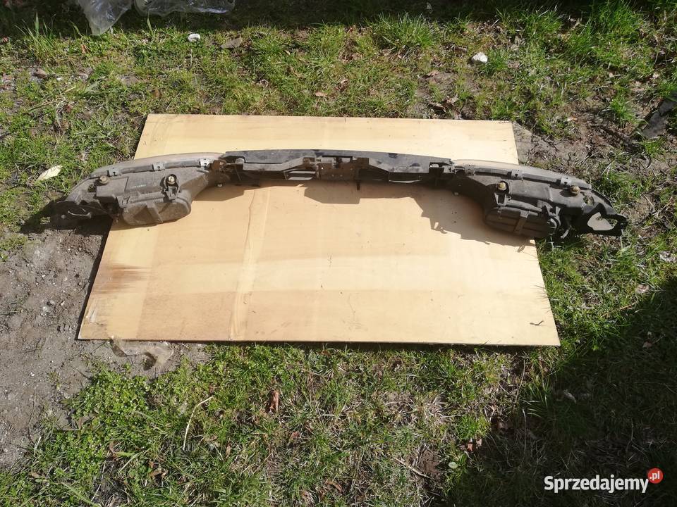 Mondeo I 9296r Lampy przód lewaprawa atrapa Malczyce
