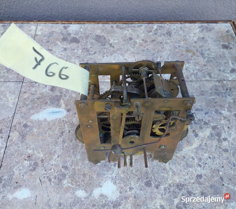 766 Mechanizm zegara ściennego Kienzle Tczew
