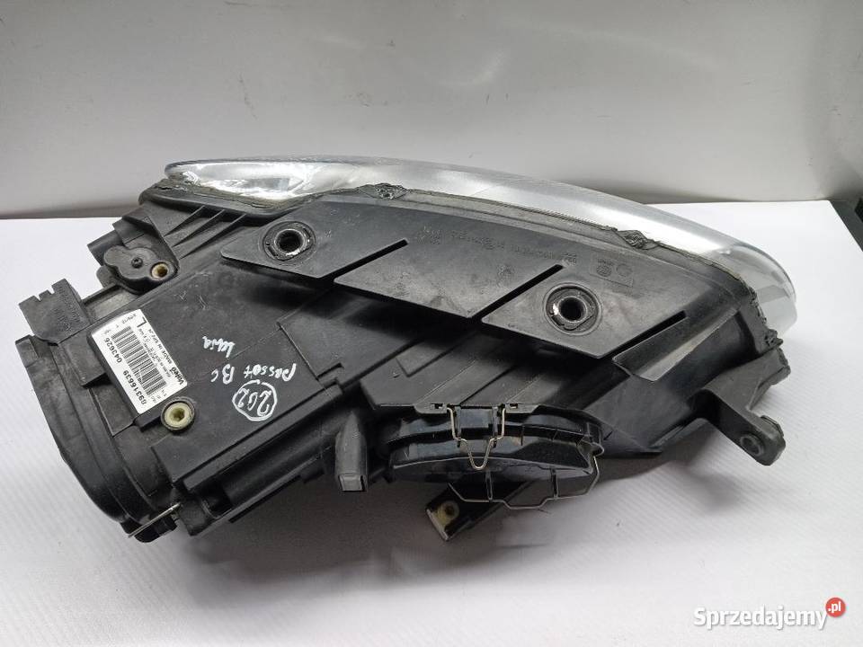 LAMPA PRZÓD PRZEDNIA LEWA VW PASSAT B6 lampa