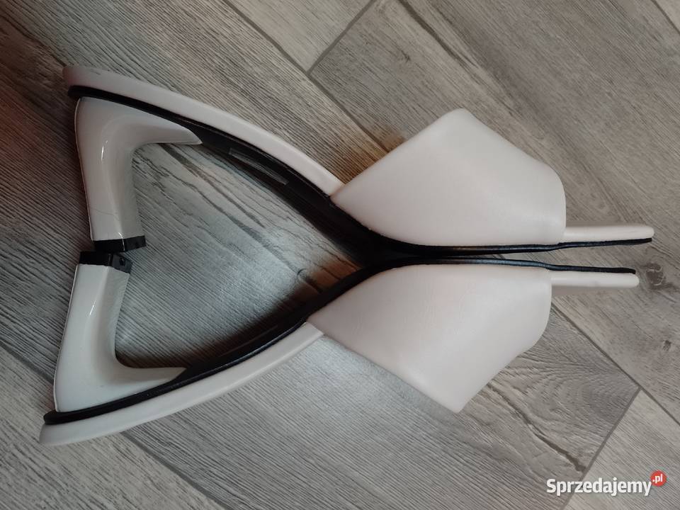 40 Ekskluzywne białe klapki wieczorowe z Londynu Kraków