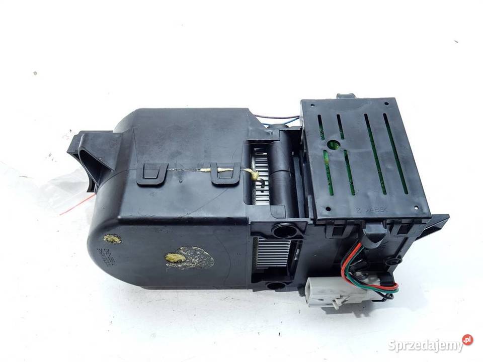 UCHWYT NA NAPOJE CHRYSLER SEBRING 1CQ321X9AE sprzedam