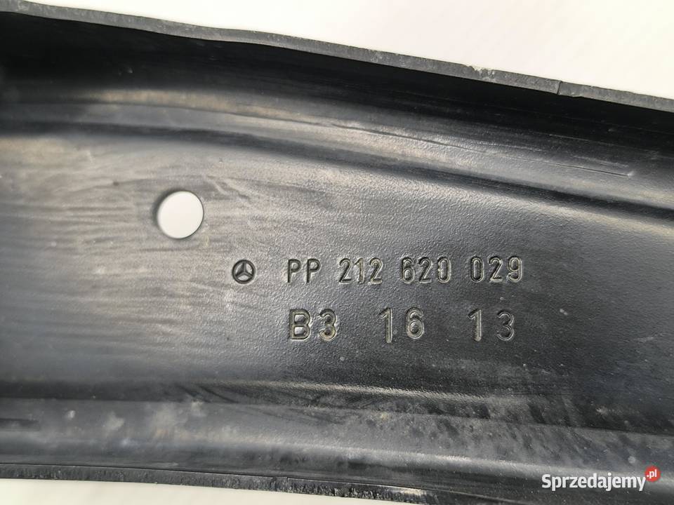 OKULAR MOCOWANIE LAMPY LEWY MERCEDES EKLASA W212 Wzmocnienia, belki i wsporniki wielkopolskie