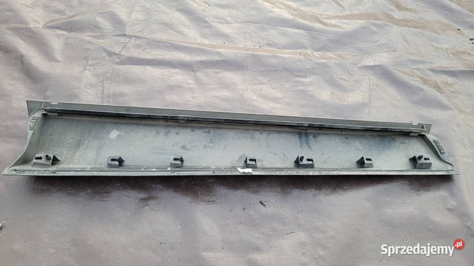 SKODA KODIAQ LISTWA DRZWI PRAWA PRZÓD osobowe Ruda Śląska