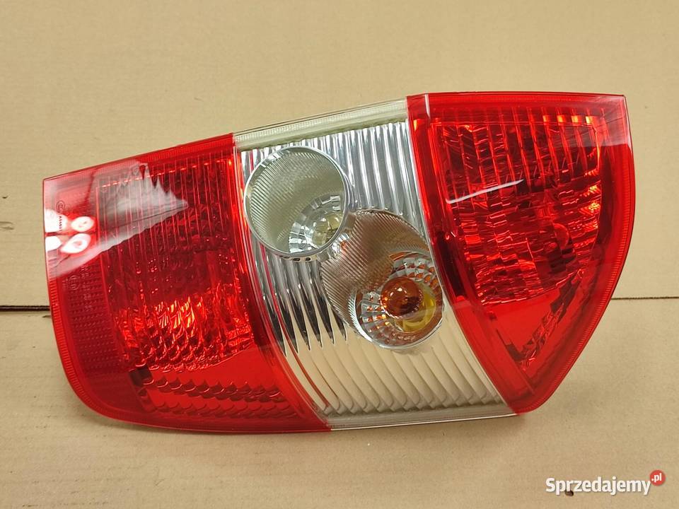 LAMPA PRAWY TYŁ DR DR5 2007 733010047 sprzedam