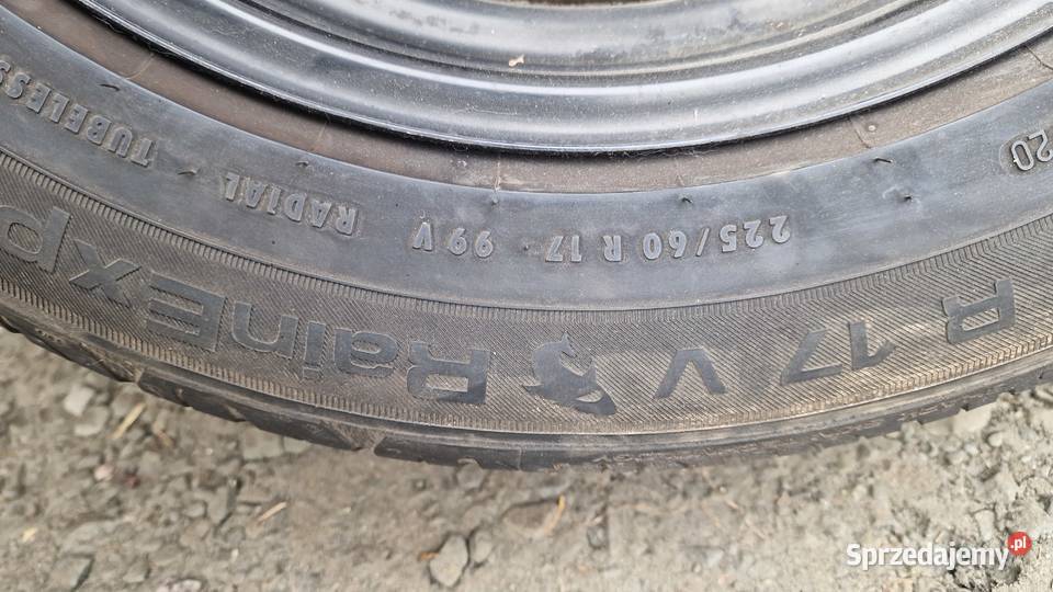 Sprzedam opone z uniroyal 22560 r17 z felga 17 stalowe Jabłonka
