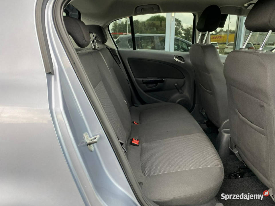 Opel Corsa klimatyzacja multifunkcja el szyby czujnik deszczu Żory sprzedam