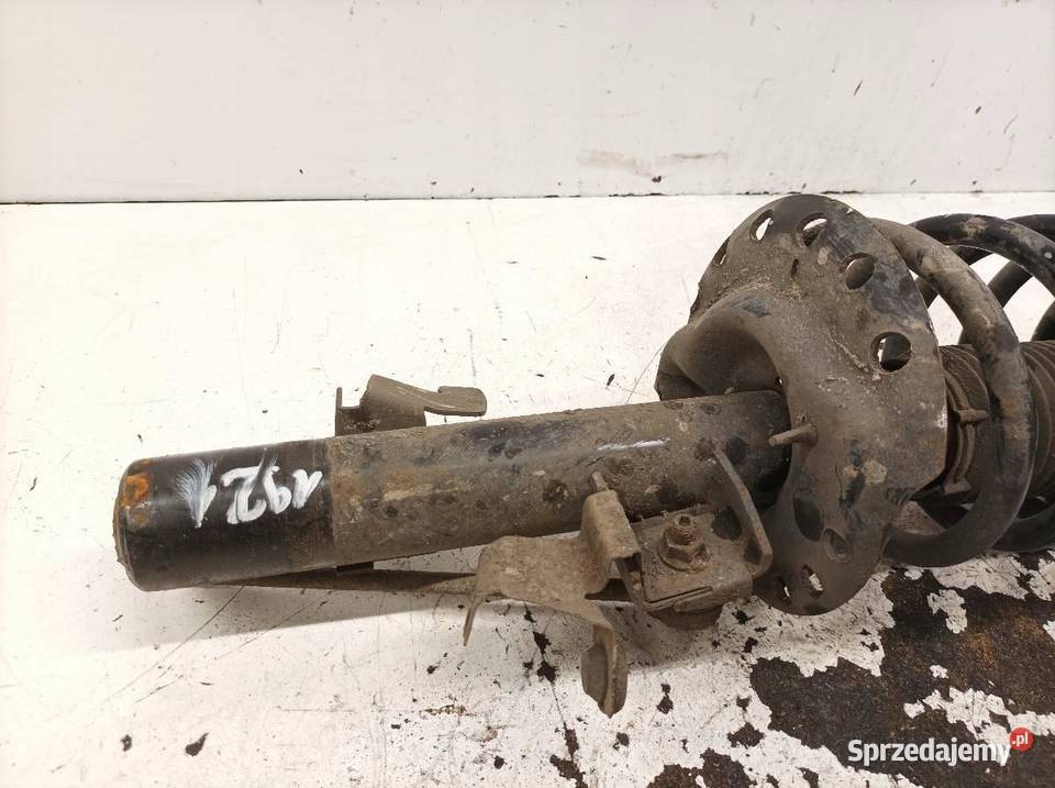 AMORTYZATOR LEWY PRZÓD 24 D KYB Volvo XC 60 I