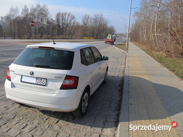 Skoda Fabia benzyna 110 z salonu Fabia Ostrowiec Świętokrzyski