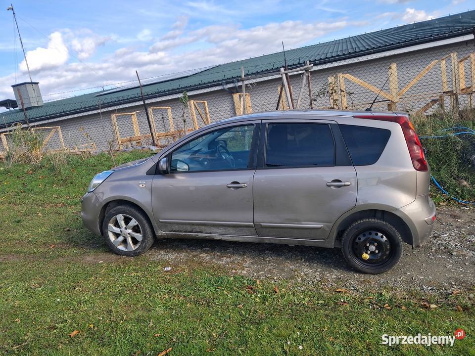 Sprzedam nissan note anglik 2010 uszkodzony Gaj