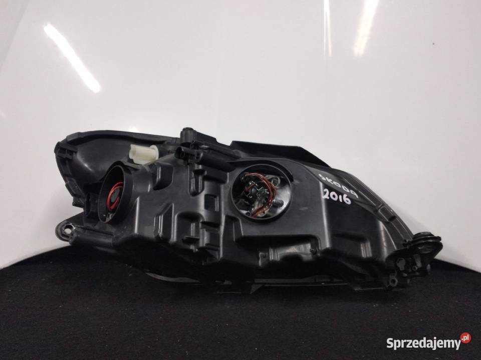 LAMPA SKODA OCTAVIA dolnośląskie Mietków sprzedam