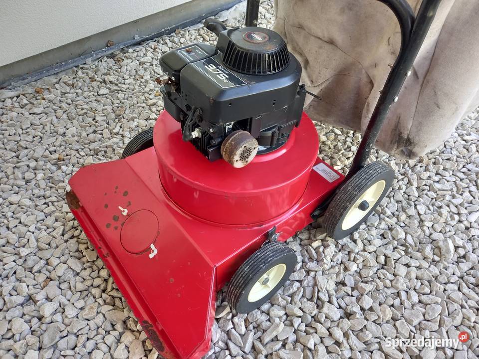 Odkurzacz spalinowy do lisci MTD Briggsstratton Łańcut