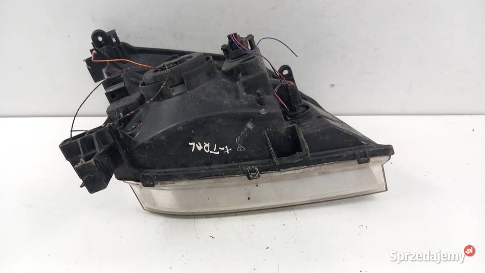 NISSAN XTRAIL T30 LAMPA PRZÓD LEWA Zbierkowo