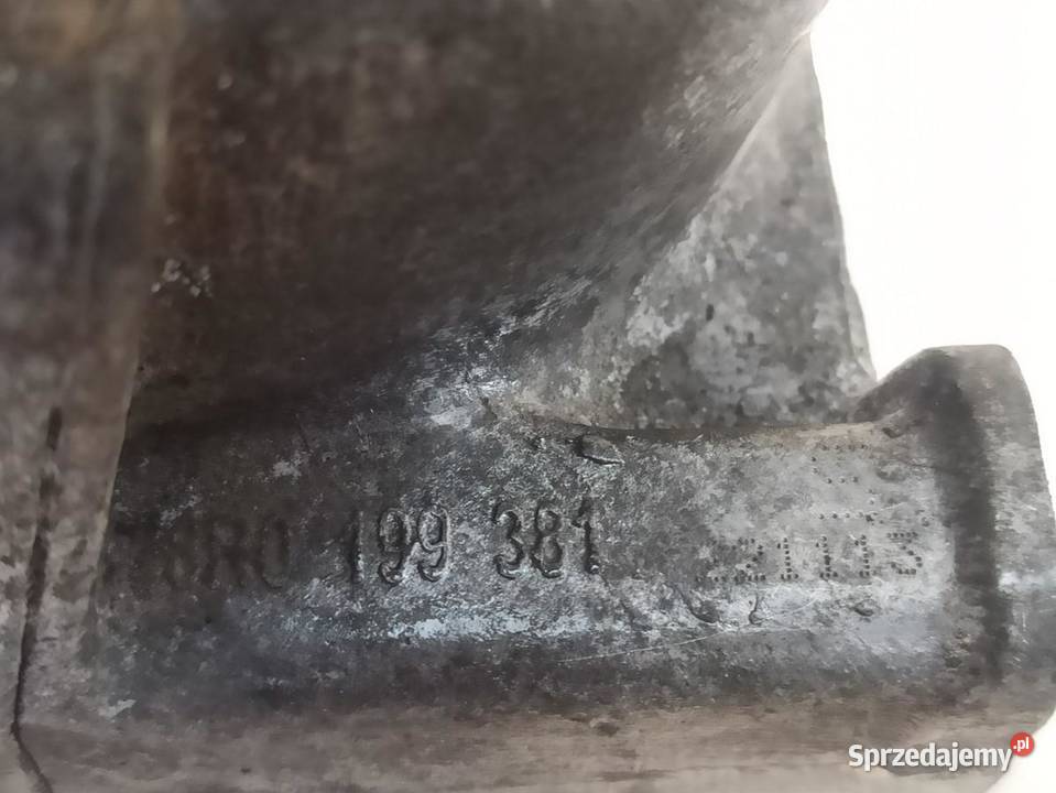 AUDI A4 B8 PODUSZKA SILNIKA LEWA 30 8R0199381S sprzedam
