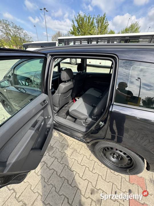 Opel Zafira B 2006 19 DCI 6 biegów Klima bluetooth Głogów